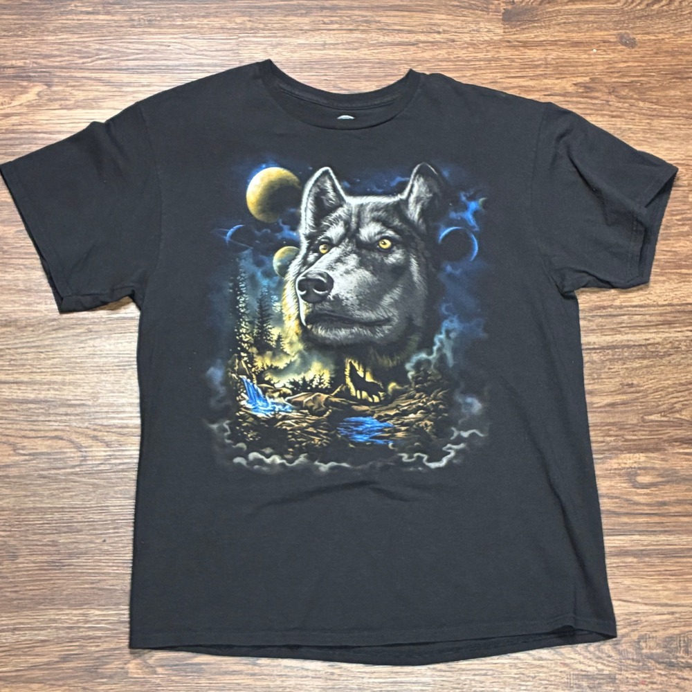 Wolf Moon Space Graphic T Shirt Mens L Black Nature Wildlife Fantasy Tee